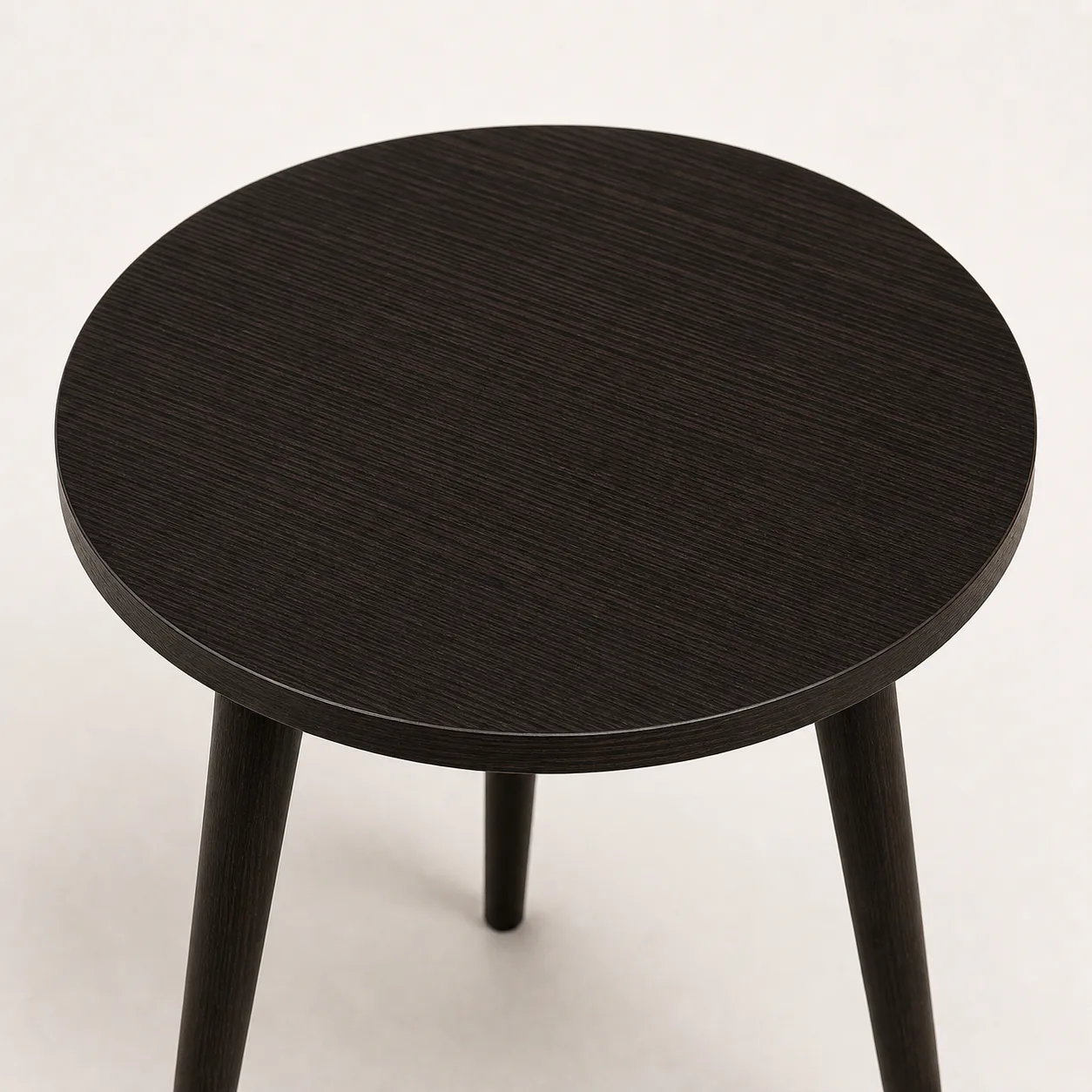 Wenge veneer on a finished side table
